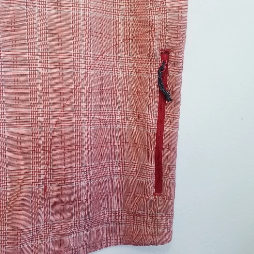 🌸 The North Face | Printed Bermuda‎ Shorts, size 38